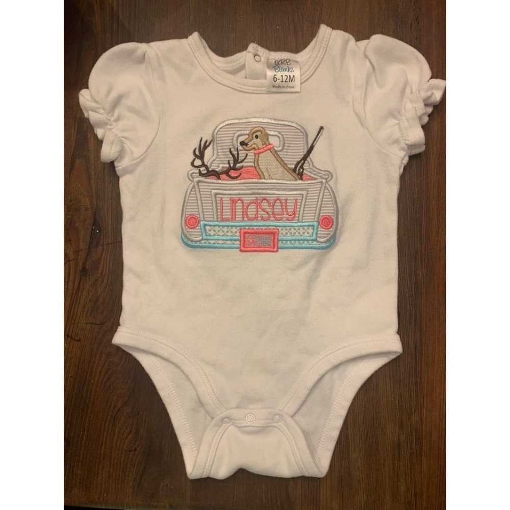 Onesie baby girl monogrammed LINDSEY, excellent condition